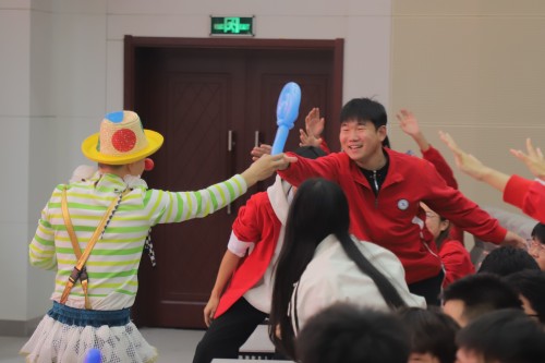 8D9B
